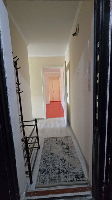 снять на длительный срок частный дом: 3 комнаты, 58 м², 104 серия, 1 этаж, Косметический ремонт