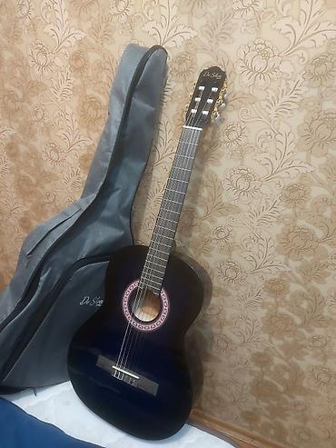 Классические гитары: Klassik gitara – De Silva brendi Xüsusiyyətlər: - Korpus: tam ölçülü — 4