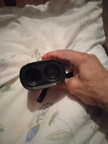 Maye divar kağızları: Lazer məsafə ölçən, USB girişli