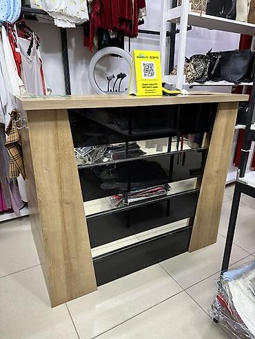 стекляные: Продаётся кассовая стойка/прилавок для магазина. Характеристики и — 1