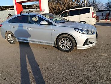 Hyundai: Hyundai Sonata: 2019 г., Бензин, Седан — 3