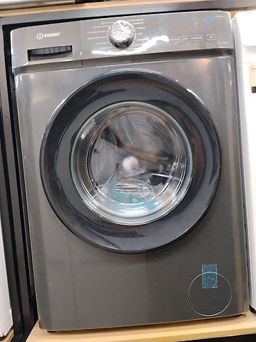 Стиральная машина Indesit, фронтальная загрузка. Особенности: -