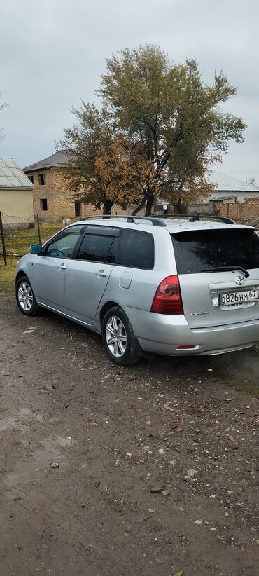 Toyota: Toyota Corolla: 2004 г., 1.6 л, Бензин, Универсал