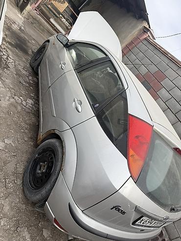 Ford: Ford Focus: 2003 г., 1.6 л, Механика, Бензин, Хэтчбэк — 7