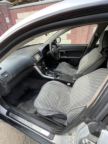 справа: Subaru Outback: 2003 г., 3 л, Автомат, Бензин, Универсал — 5