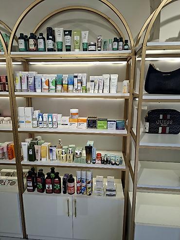 parfum vitrine: Metal — 3