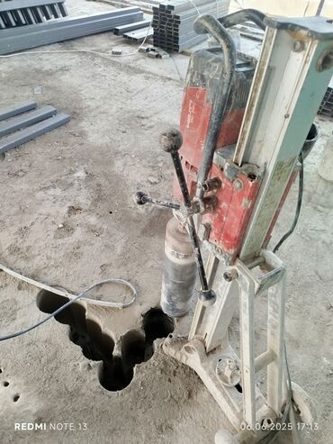 Beton işləri: #Betonkesme #betondeşmə Beton kubik kərpic - dən kəsim deşim — 21