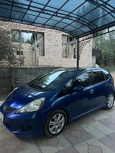aion авто: Honda Fit: 2008 г., 1.5 л, Автомат, Бензин, Хэтчбэк — 2