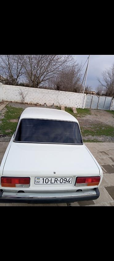 ford motorları: VAZ (LADA) 2107: 1.6 l | 2003 il 26974 km Sedan — 2
