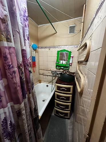 Продажа квартир: 2 комнаты, 50 м², Индивидуалка, 3 этаж, Старый ремонт — 15