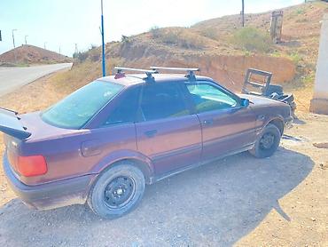 реплика мото: Audi 80: 1992 г., 2 л, Механика, Бензин, Седан — 4