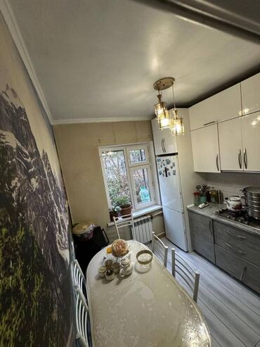 сдаю дом восток 5: 2 комнаты, 52 м², 105 серия, 1 этаж, Евроремонт