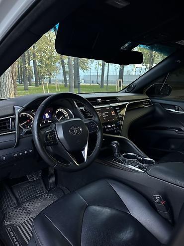 camry 2020: Toyota Camry: 2018 г., Автомат, Бензин, Седан — 10