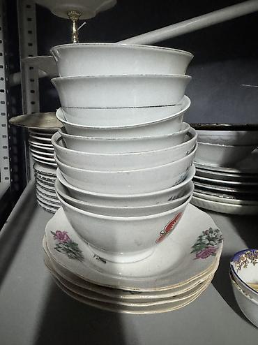 Другие товары для дома: Продаю посуду тарелки по 50-100 сом Кесе 100 белые 150 оранжевые — 13