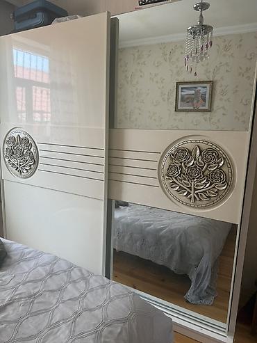 şaxta gülü bitkisi: Yataq otağı mebel dəsti Tərkibi: - Yumşaq başlıqlı iki nəfərlik — 2