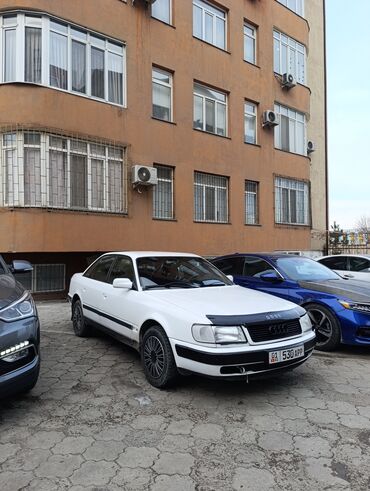 Audi: Audi 100: 1992 г., 2 л, Механика, Бензин, Седан