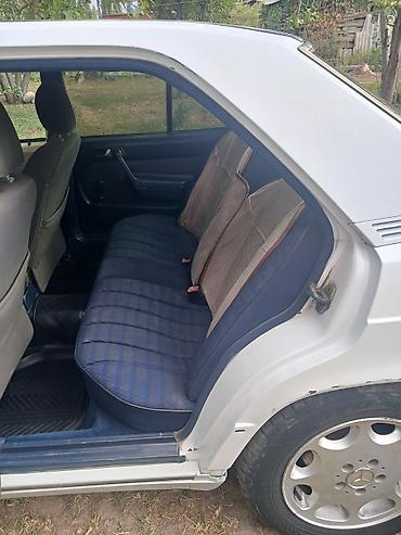 мерседес 2 9: Mercedes-Benz 190: 1989 г., 2 л, Кол менен иштөөчү, Бензин, Седан — 1