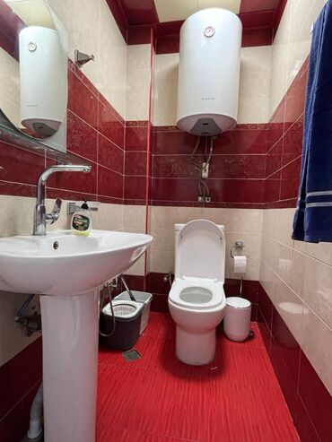 Digər kommersiya daşınmaz əmlakı: Yasamal rayonu, Statistika Komitəsinin yaxınlığında, ümumi sahəsi 135 — 15