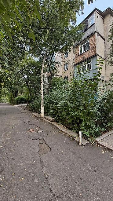 Продажа квартир: 3 комнаты, 58 м², 6 мкр 104 серия, 2 этаж — 7