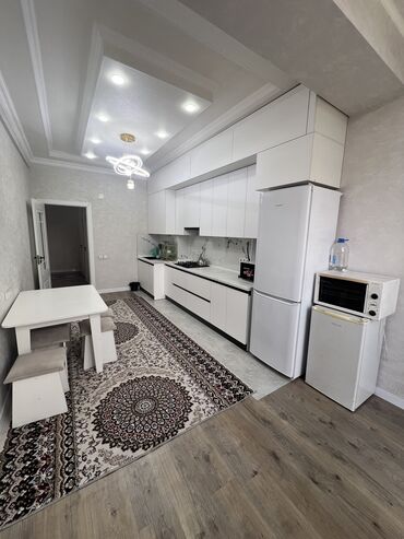 кара балтадан квартира сатылат: 2 комнаты, 80 м², Элитка, 10 этаж, Евроремонт