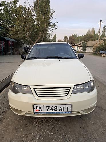 Daewoo Nexia: 2011 г., 1.5 л, Механика, Бензин, Седан