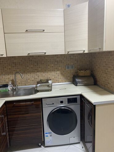 Mənzil kirayələyirəm: 2 otaqlı, 70 kv. m -da lalafo.az — 8 Mənzil kirayələyirəm: 2 otaqlı, 70 kv. m — 8