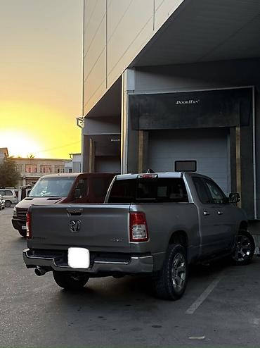 Грузовики: Dodge Ram 1500 Big Horn 4x4 Отличное состояние Полный привод 4x4 — 9