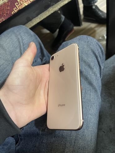 12 telefon: IPhone 8, 64 GB, Rose Gold, Barmaq izi