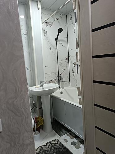 Сдам 1 км КВ мало семейка.кирпичный дом 2 этаж всё at lalafo.kg Сдам 1 км КВ мало семейка.кирпичный дом 2 этаж всё