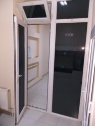 Kommersiya daşınmaz əmlakının satışı: Təcili kupçalı obyekt satılır 37 m2. 14/1 mərtəbə. Hündürlüyü 3.5 — 10