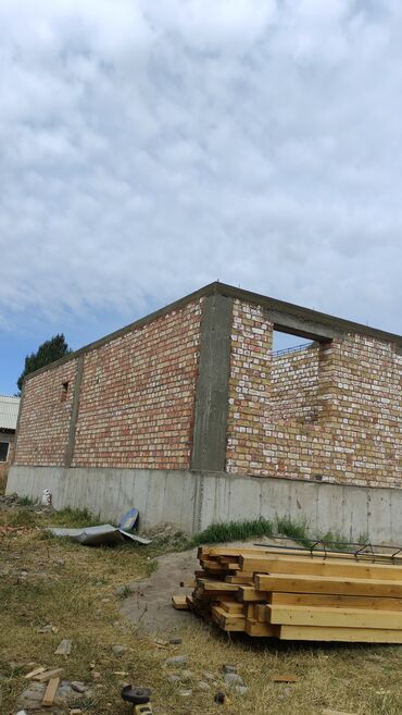 строительные компании частных домов: Кладка стен из кирпича. Профессиональные услуги по возведению коробки