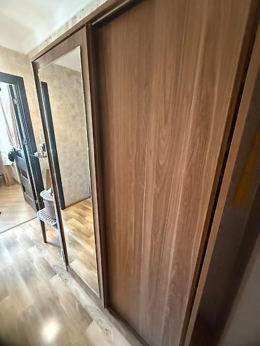 İşlənmiş, 2 qapılı, Güzgülü, Kupe, Düz dolab