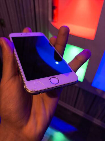 Apple iPhone: IPhone 6, Gümüşü, Qırıq — 14
