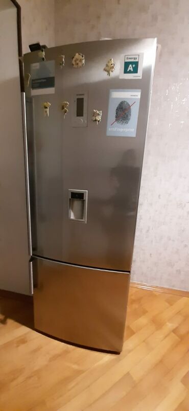 siemens kondisioner: Б/у Siemens Холодильник цвет - Бежевый