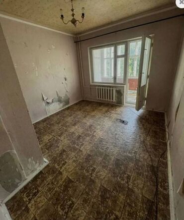 3 комнаты, 67 м², 105 серия, 4 этаж, Старый ремонт