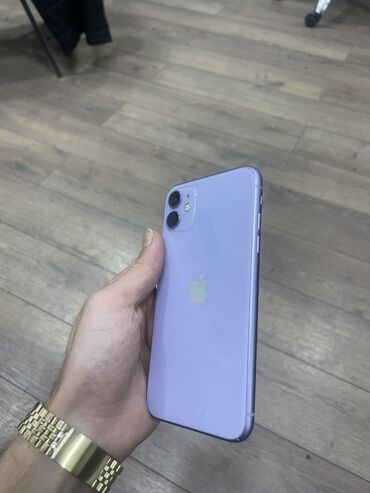 iphone 11 dubayski: IPhone 11, 32 GB, Face ID