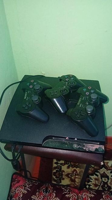 швей машины: Игровая консоль Sony PlayStation 3 (модель Slim) с комплектом — 1