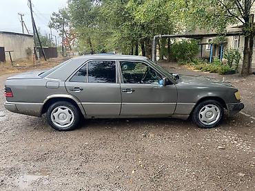 Продажа авто: Mercedes-Benz E-Class: 1990 г., 2.3 л, Бензин, Седан — 4