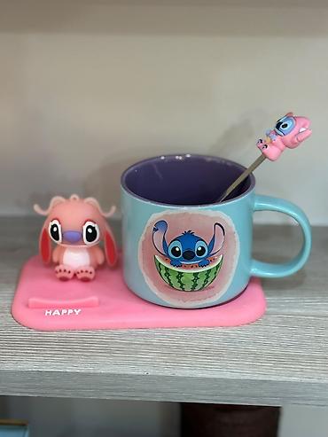 triko dest: Stitch temalı fincan dəsti - Tərkib: 1 keramika fincan, 1 metal qaşıq — 4