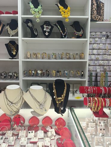 Торговля: Продается готовый бизнес. Бутик аксессуаров и украшений «Ак-Мөөp» Что — 8