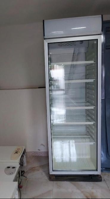 Soyuducu avadanlığı: 379₼ vitrin soyuducu əla vəziyyətdə
Muşfiqabad
Zeyno♥️ — 2
