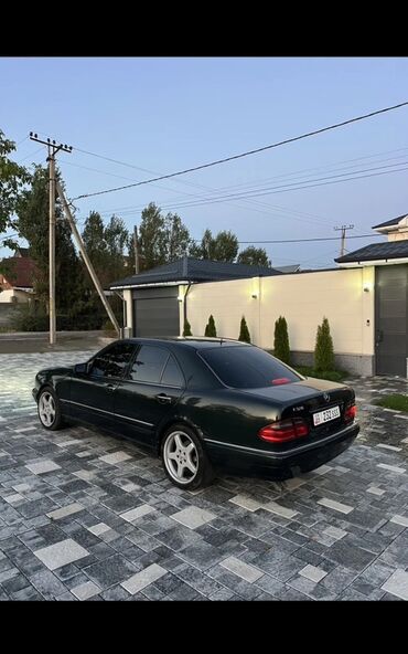 срочное продажа авто: Mercedes-Benz E-Class: 1998 г., 3.2 л, Автомат, Бензин, Седан