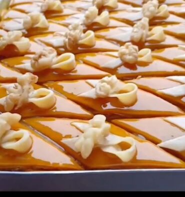 Un: Milli şirniyyatlar – əl işləri - Şəkərbura: Xəmir üzərində incə — 13