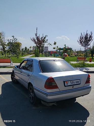 Mercedes-Benz C-Class: 1993 г., 1.8 л, Механика, Бензин, Седан at lalafo.kg Mercedes-Benz C-Class: 1993 г., 1.8 л, Механика, Бензин, Седан
