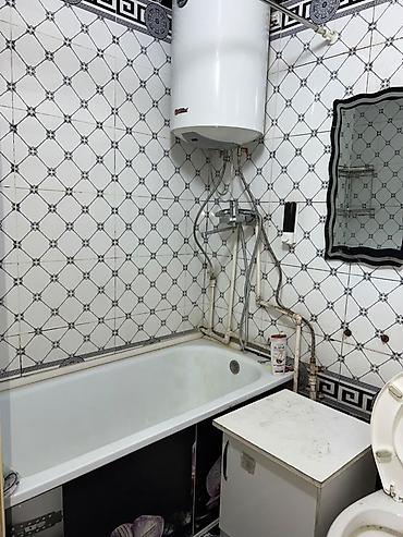 квартира в районе арча бешик: 3 комнаты, 58 м², ул. Курманжан Датка-Гапара Айтиева, 104 серия, 1 этаж, Евроремонт — 5