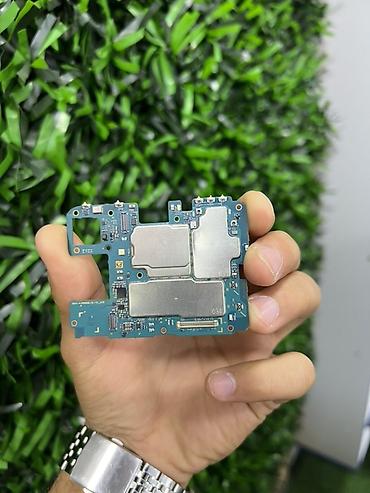iphone en ucuz telefon: Məhsul: Smartfon ana platası (mainboard) Samsung A35 modelidir 8/256 — 1