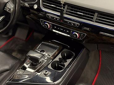 Audi: Audi Q7: 2017 г., 3 л, Автомат, Бензин, Внедорожник — 9