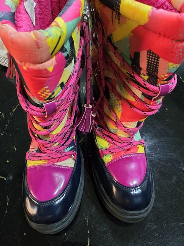 qadınlar üçün hündür ketlər converse: Waikiki 38 ici isti idealll