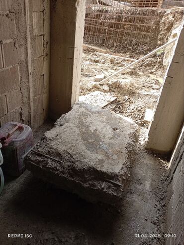 Beton işləri: #Betonkesme #betondeşmə Beton kubik kərpic - dən kəsim deşim — 16