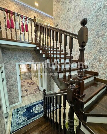 Продажа домов: Дом, 216 м², 9 комнат, Агентство недвижимости — 12